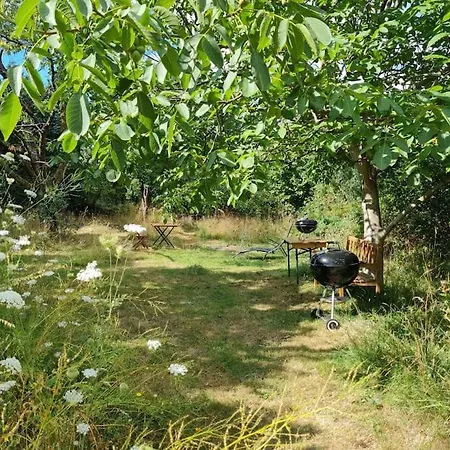 Naturnahes Wohnen In Einem Alten Haus Mit Garten