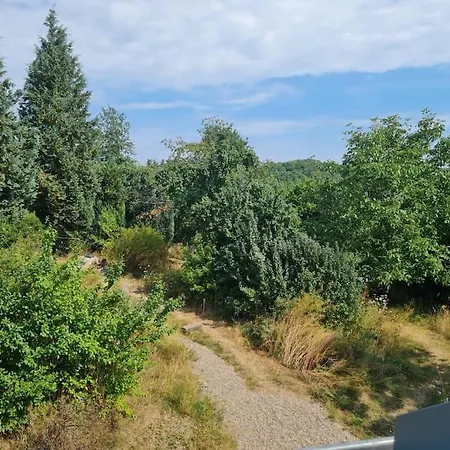 Naturnahes Wohnen In Einem Alten Haus Mit Garten Windeck