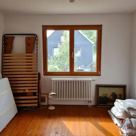 Naturnah In Schoenem Haus Mit Garten Und 10 Betten *