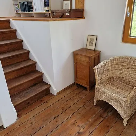 Nyaraló Naturnahes Wohnen In Einem Alten Haus Mit Garten