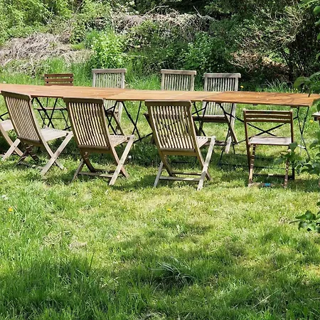 Holiday home Naturnah In Schoenem Haus Mit Garten Und 10 Betten