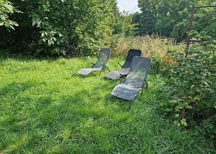 Naturnahes Wohnen In Einem Alten Haus Mit Garten Hébergement de vacances Windeck