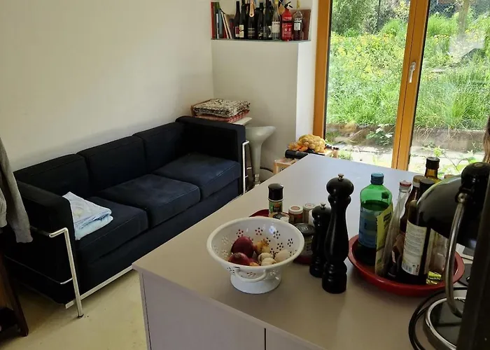 Naturnahes Wohnen In Einem Alten Haus Mit Garten Feriehus Windeck