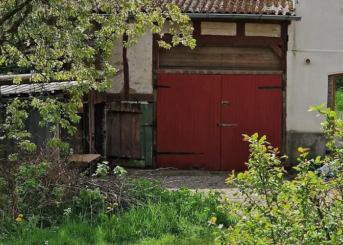 Naturnahes Wohnen In Einem Alten Haus Mit Garten Windeck